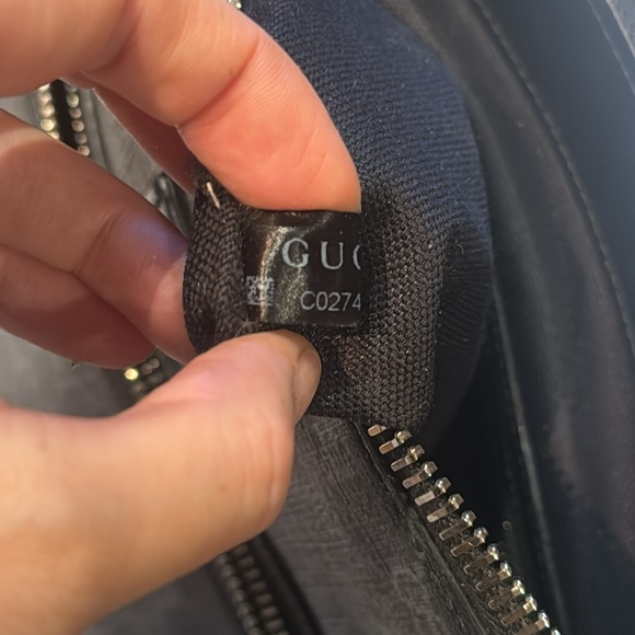 Gucci Handbag - Picture 5 of 10